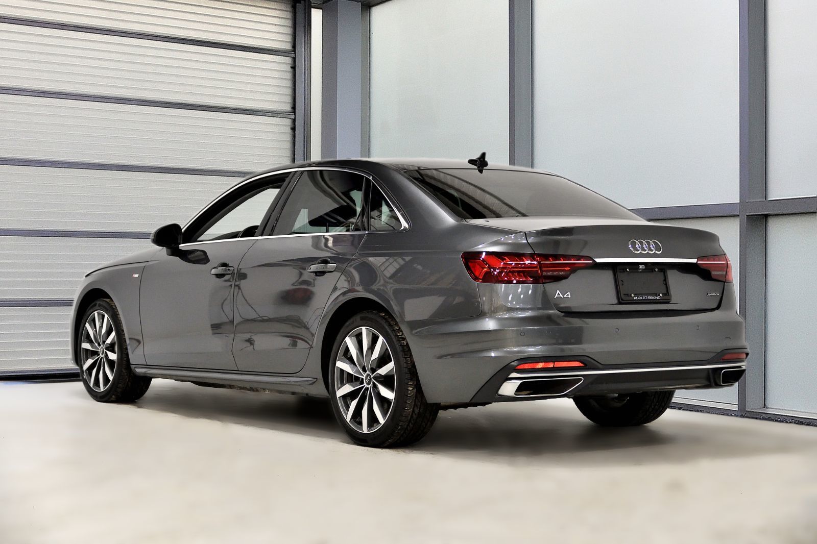 Audi A4 Sedan  2022 à St-Bruno, Québec