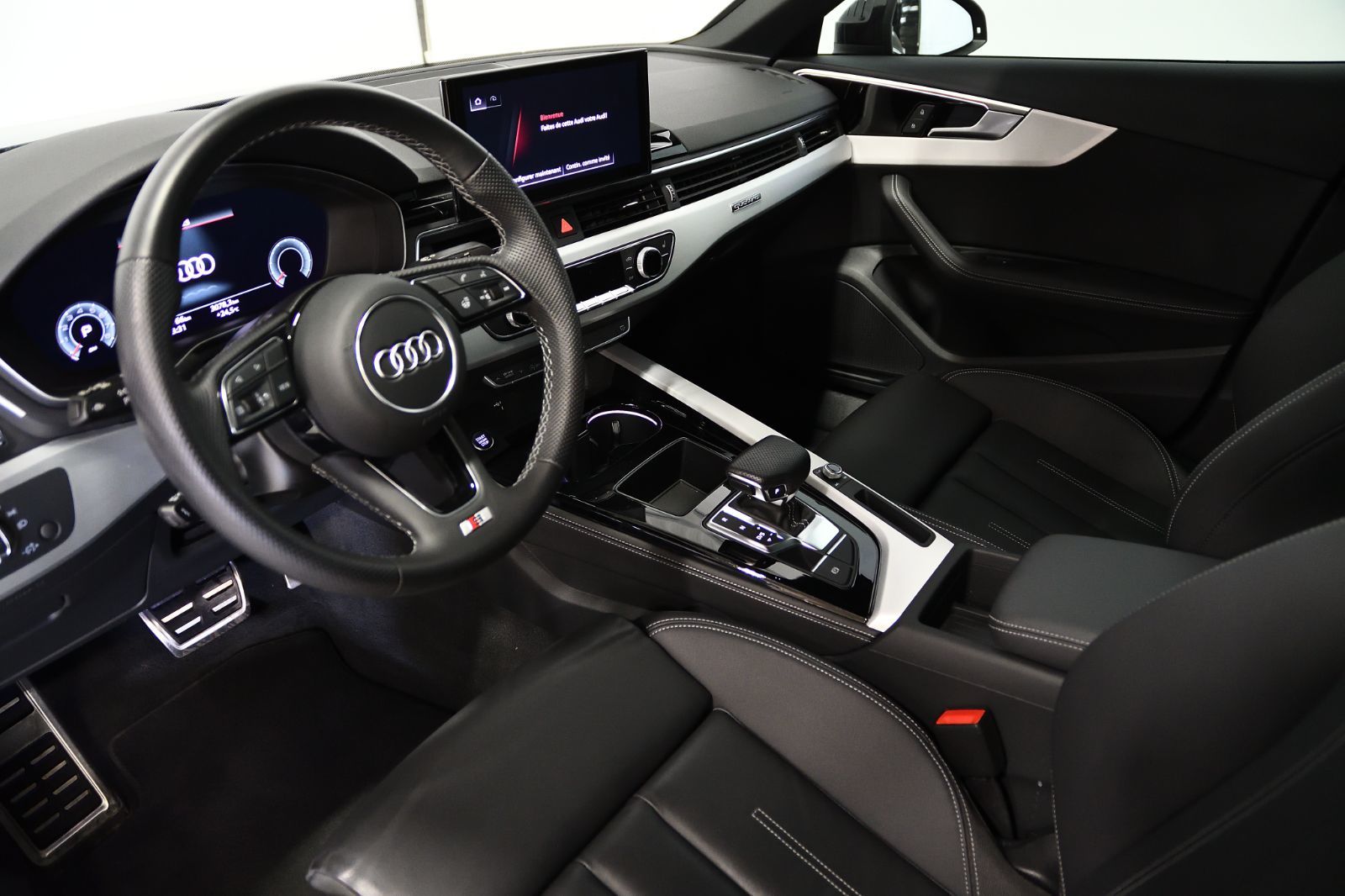 Audi A4 Sedan  2023 à St-Bruno, Québec