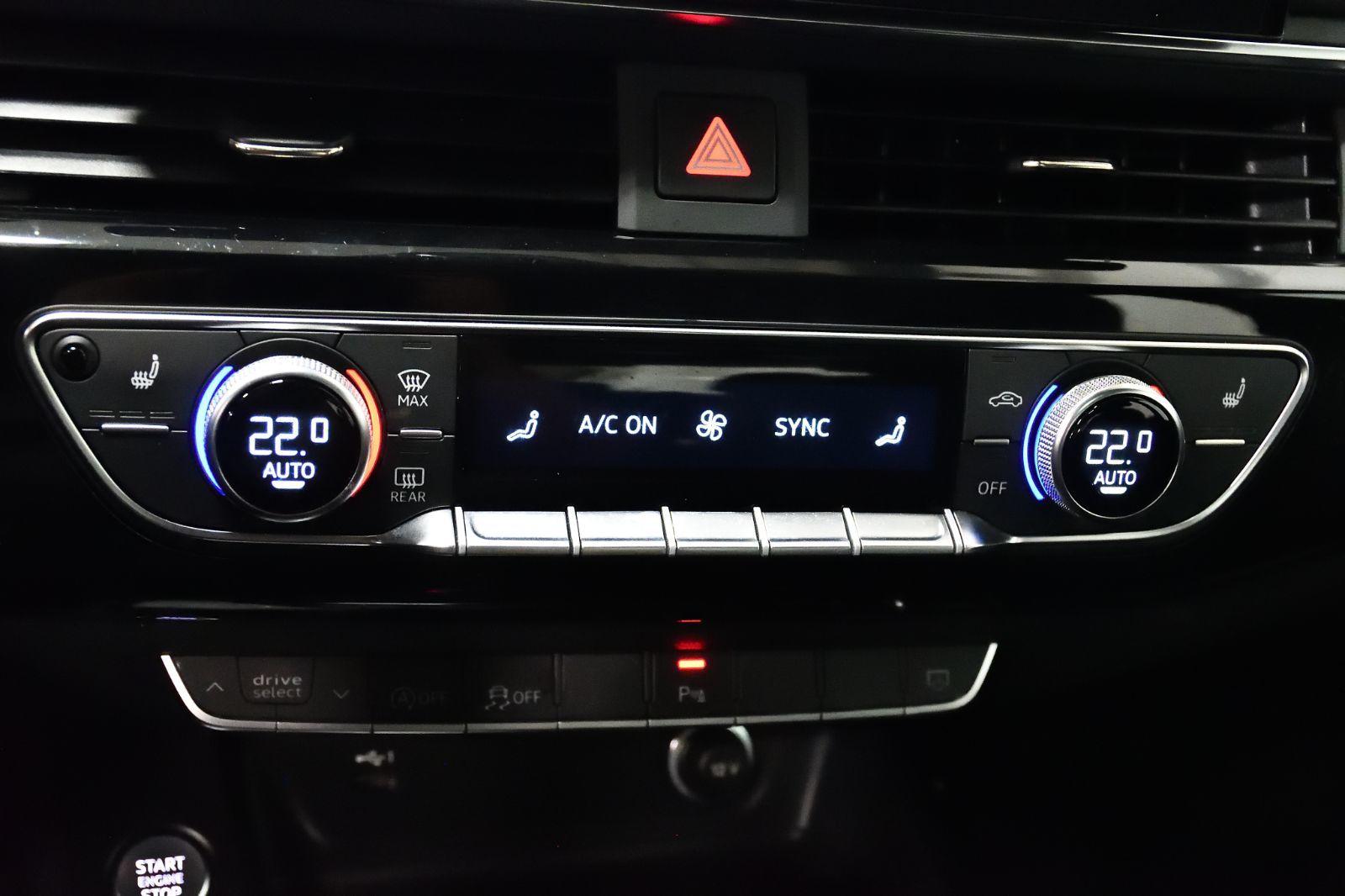 2024 Audi A4 Sedan in St-Bruno, Quebec