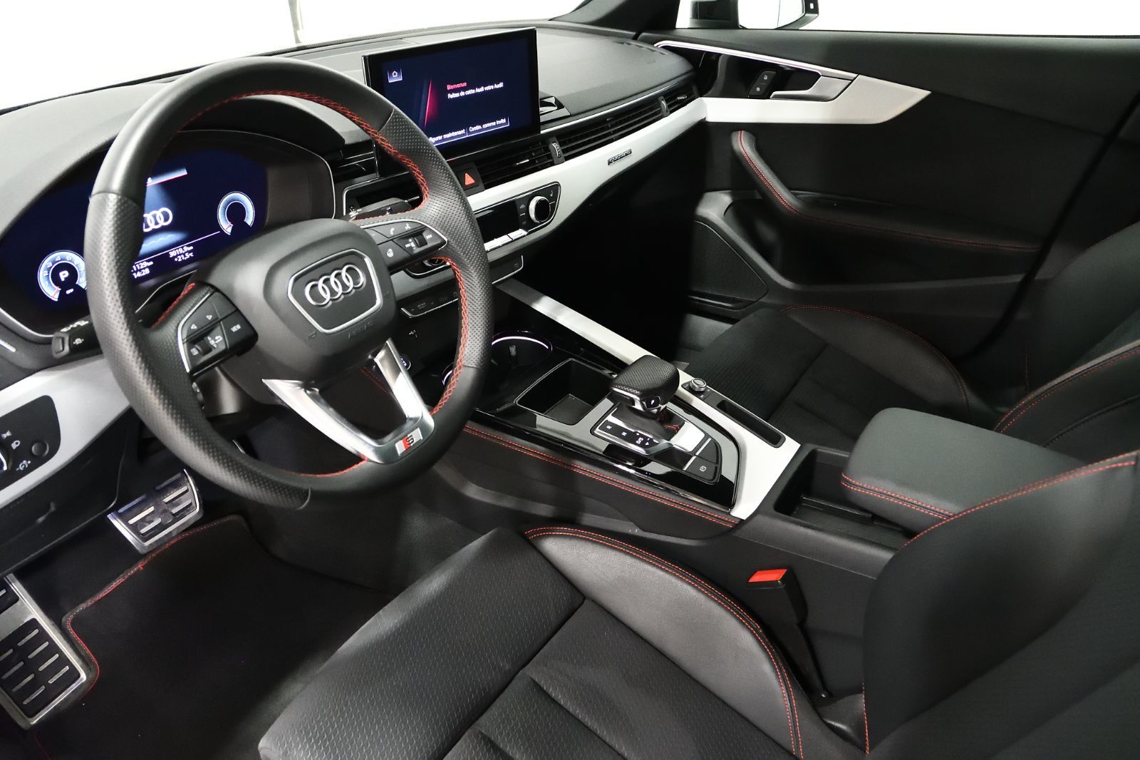 Audi A4 Sedan  2024 à St-Bruno, Québec