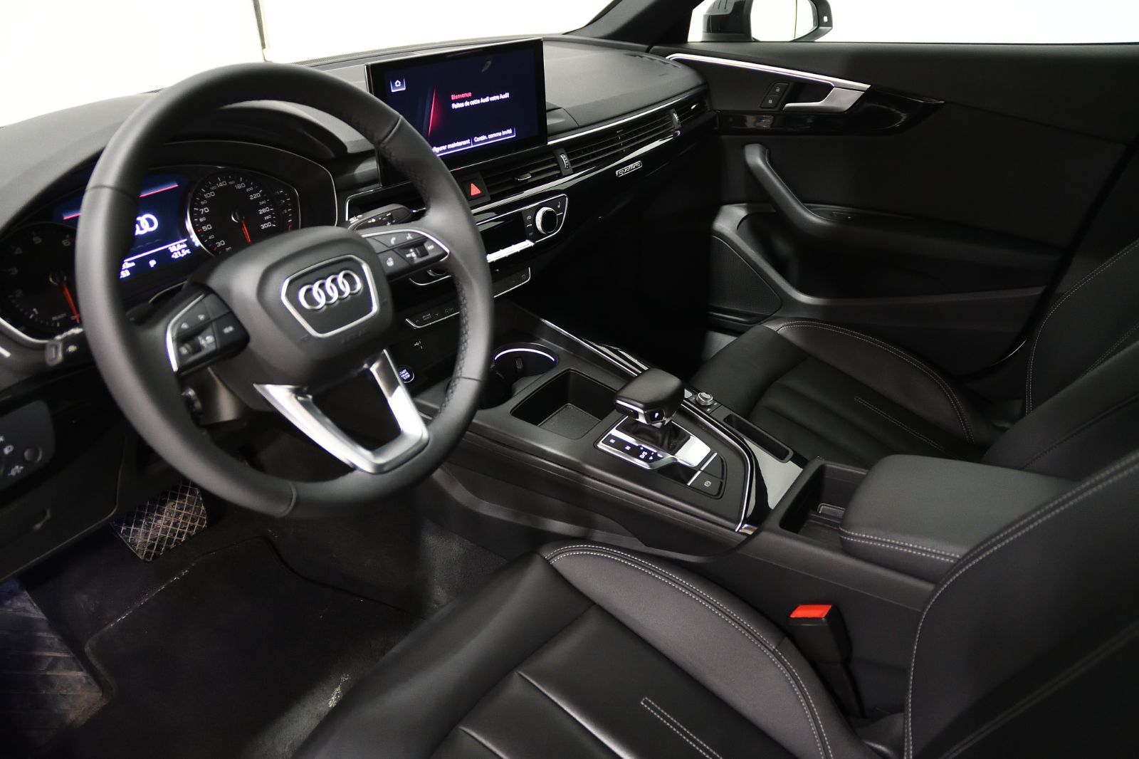 2024 Audi A4 Sedan in St-Bruno, Quebec