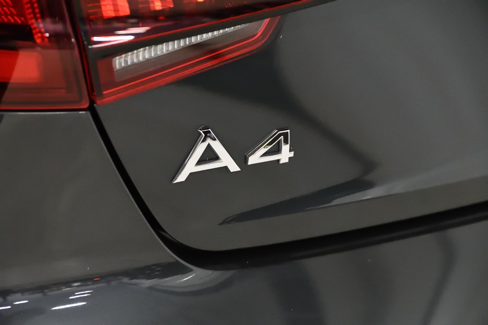 2017 Audi A4 in St-Bruno, Quebec