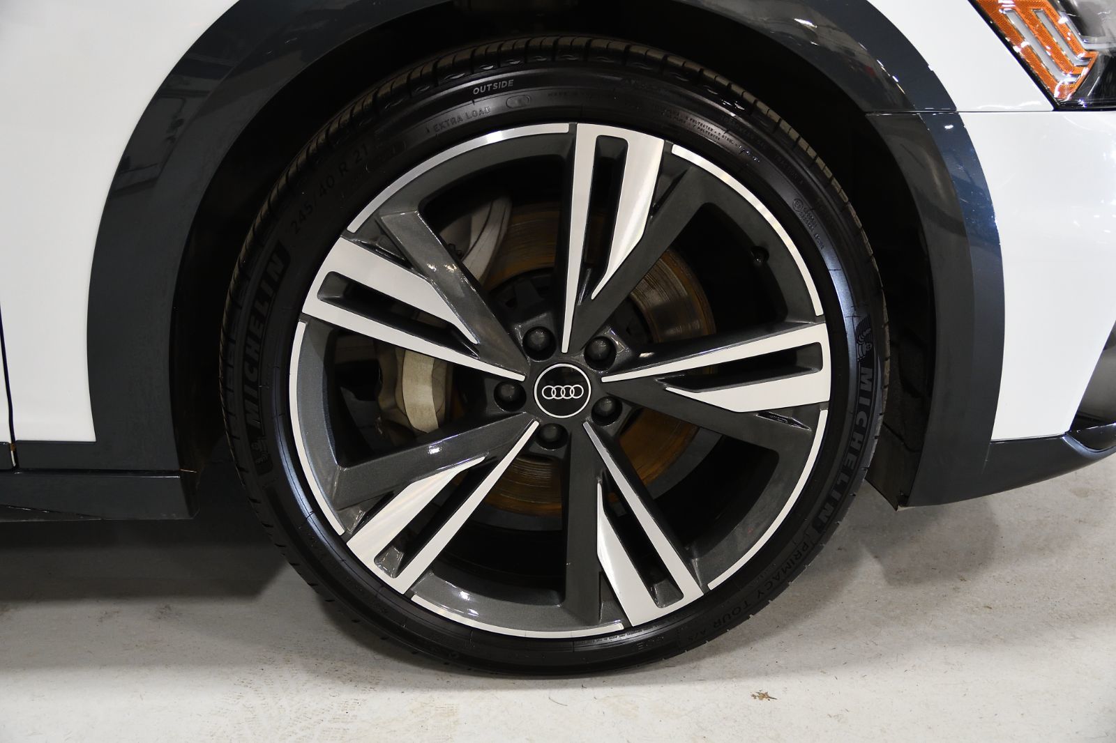 Audi A6 allroad  2024 à St-Bruno, Québec