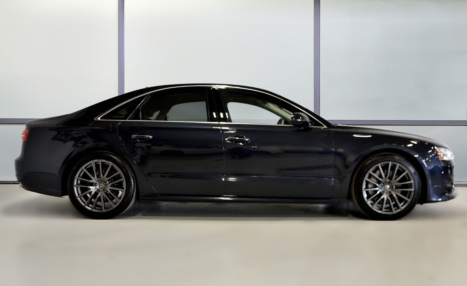 2017 Audi A8 in St-Bruno, Quebec