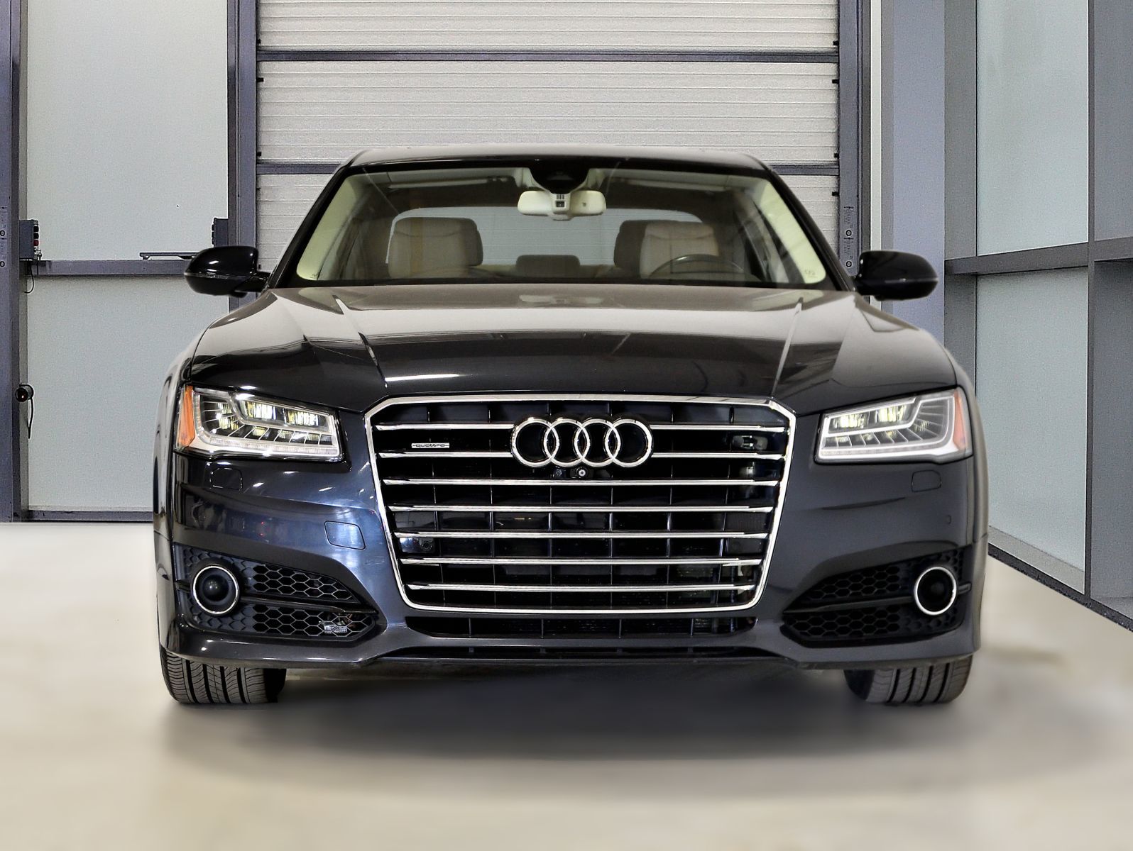 2017 Audi A8 in St-Bruno, Quebec