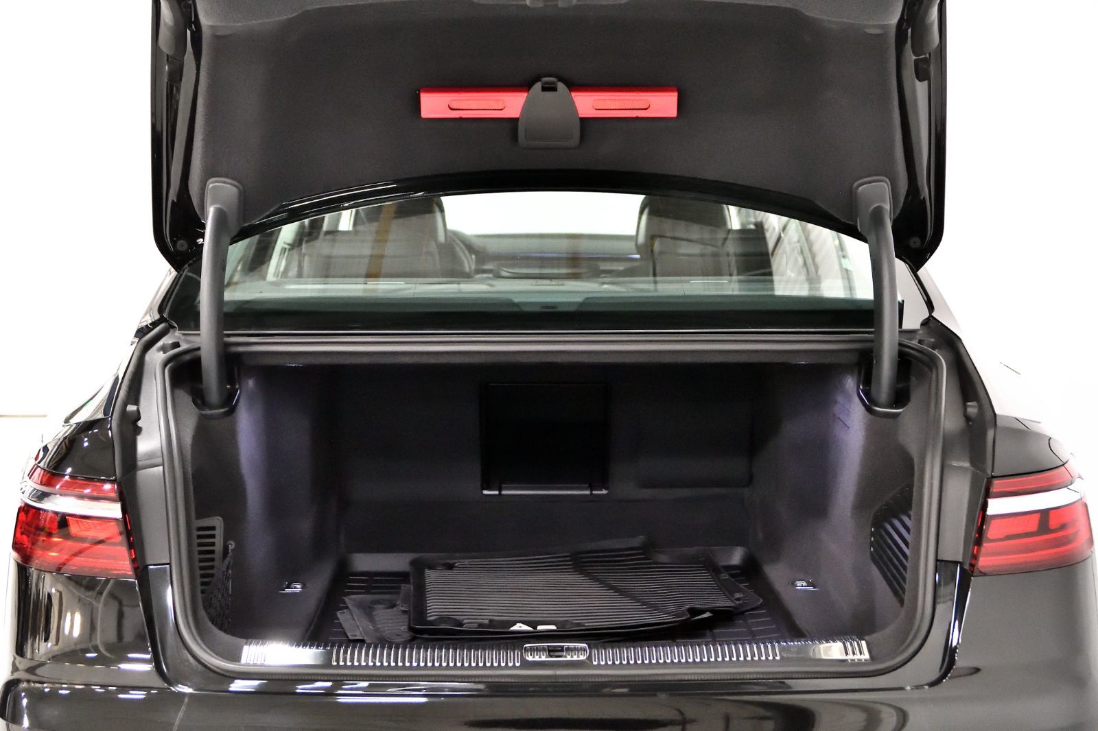 Audi A8  2021 à St-Bruno, Québec