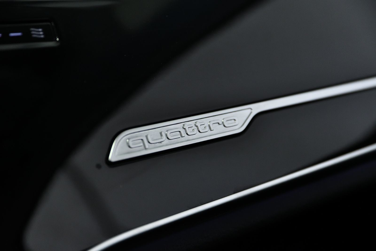 2024 Audi A8 in St-Bruno, Quebec