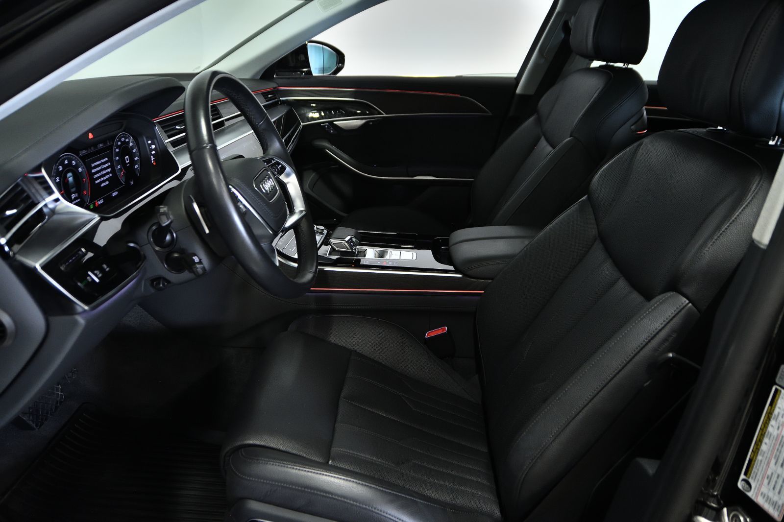 2024 Audi A8 in St-Bruno, Quebec