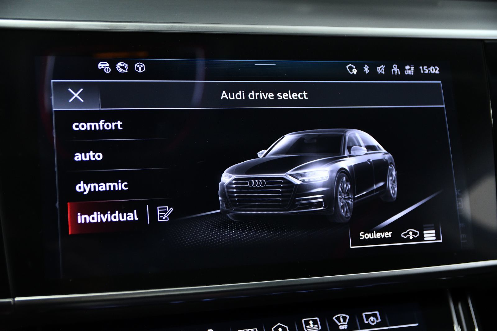 2024 Audi A8 in St-Bruno, Quebec