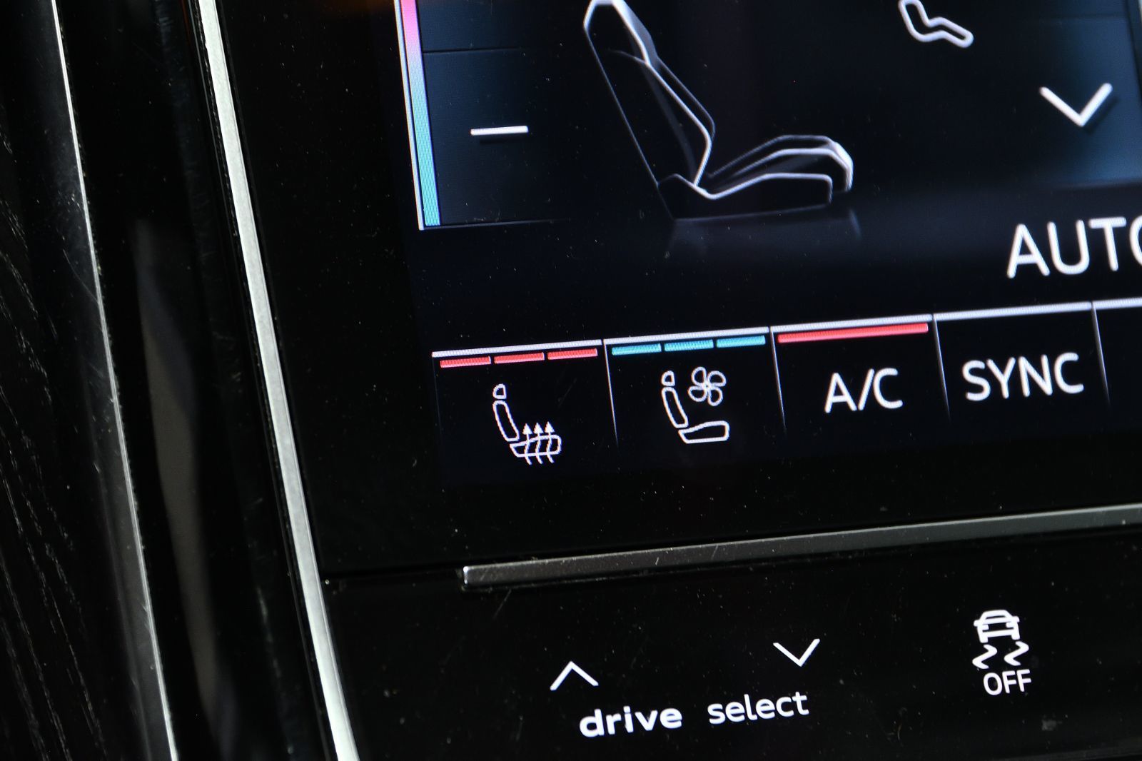 2024 Audi A8 in St-Bruno, Quebec