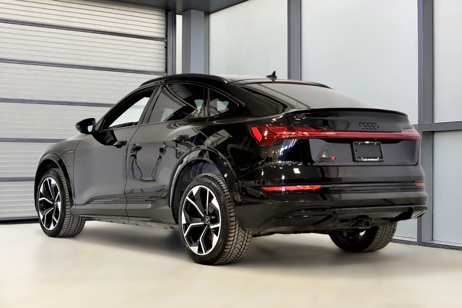 Audi e-tron S Sportback  2022 à St-Bruno, Québec