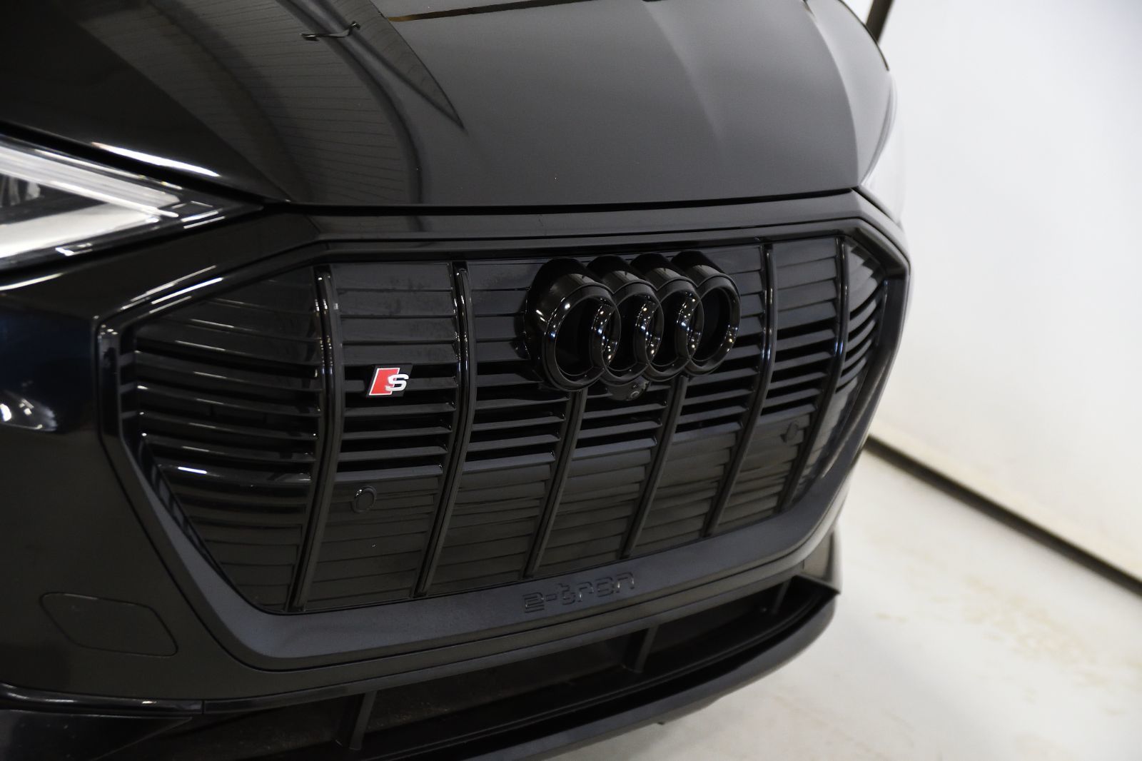 Audi e-tron S Sportback  2022 à St-Bruno, Québec