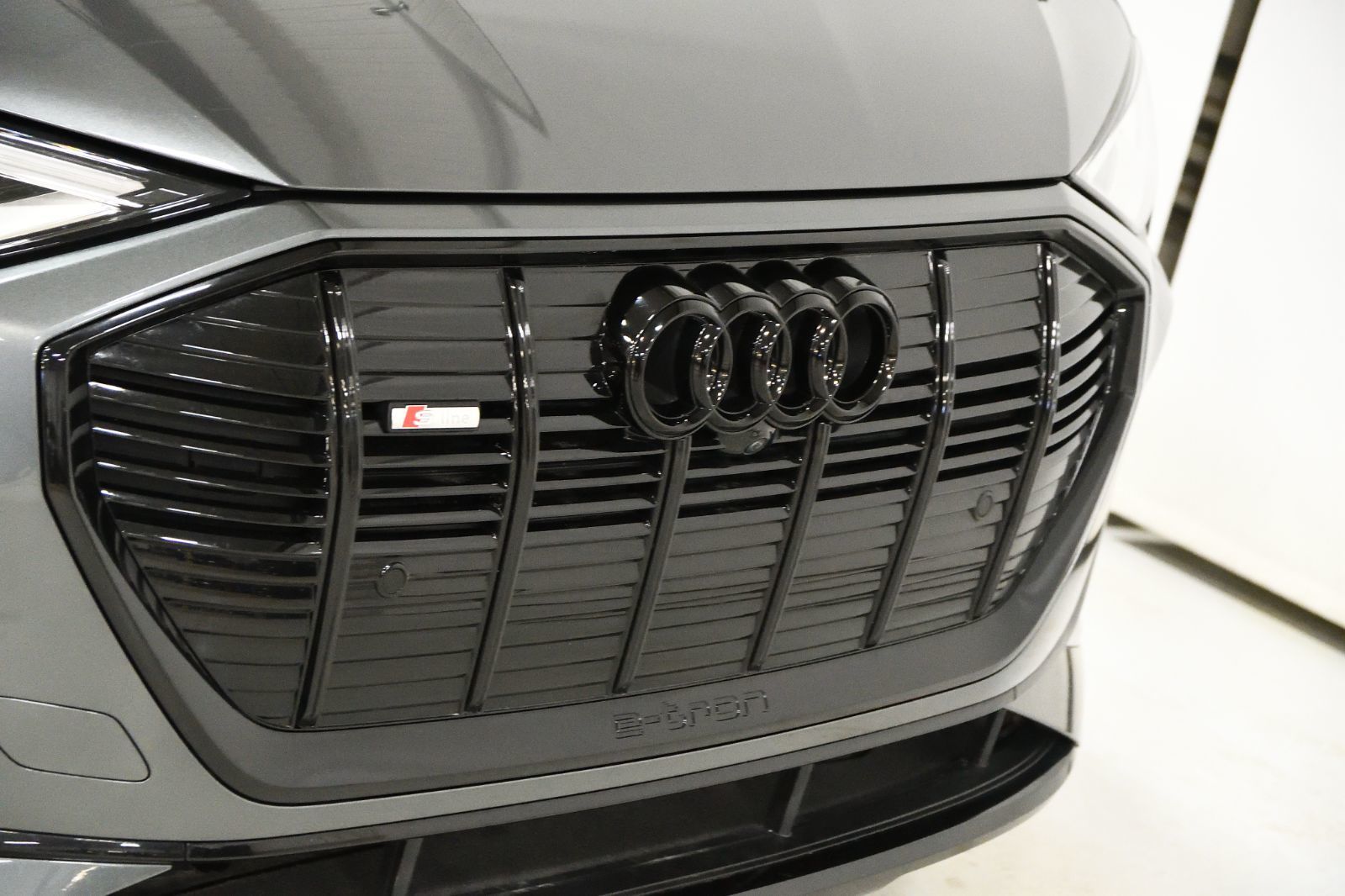 Audi e-tron  2023 à St-Bruno, Québec