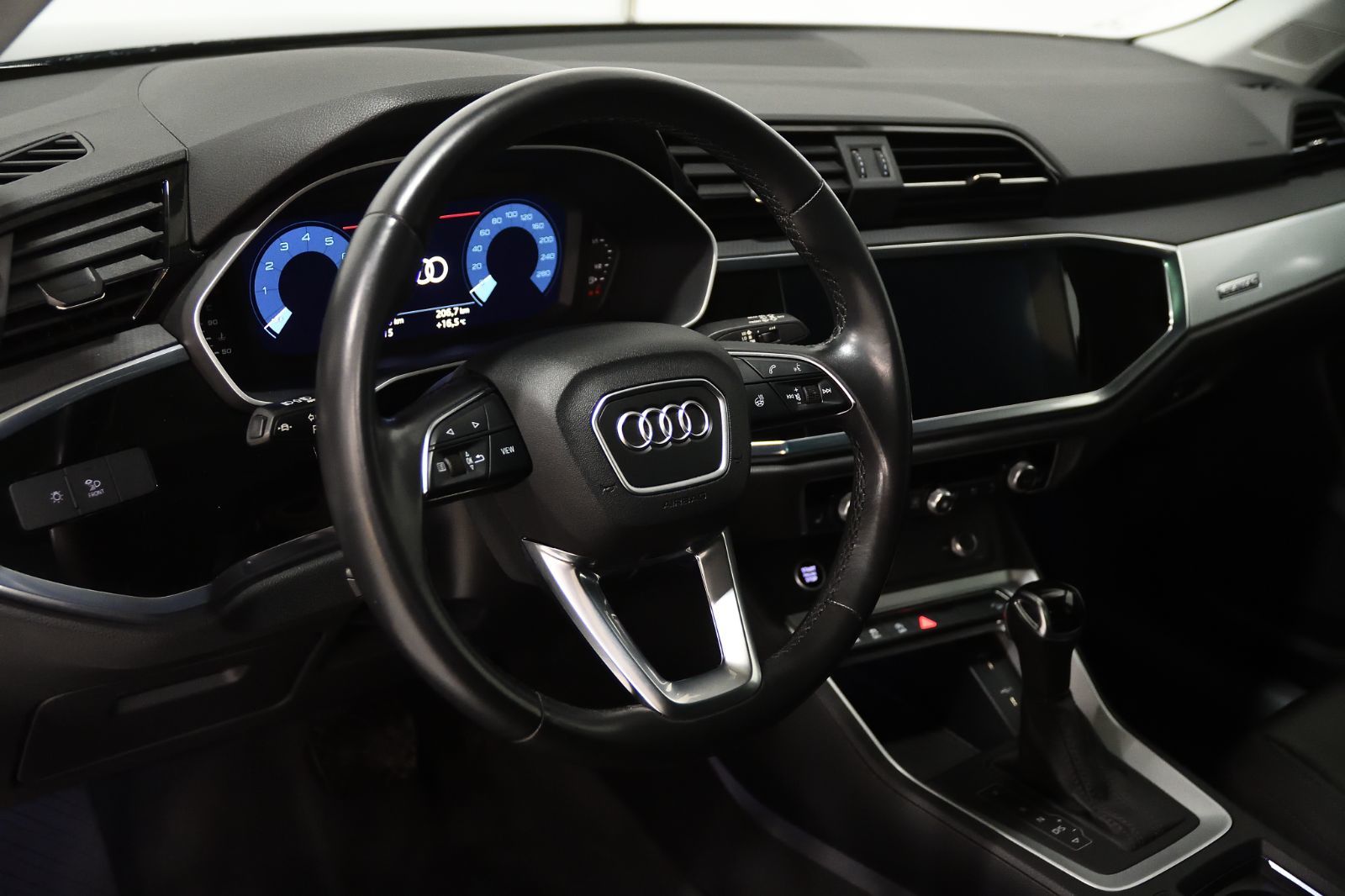 Audi Q3  2022 à St-Bruno, Québec