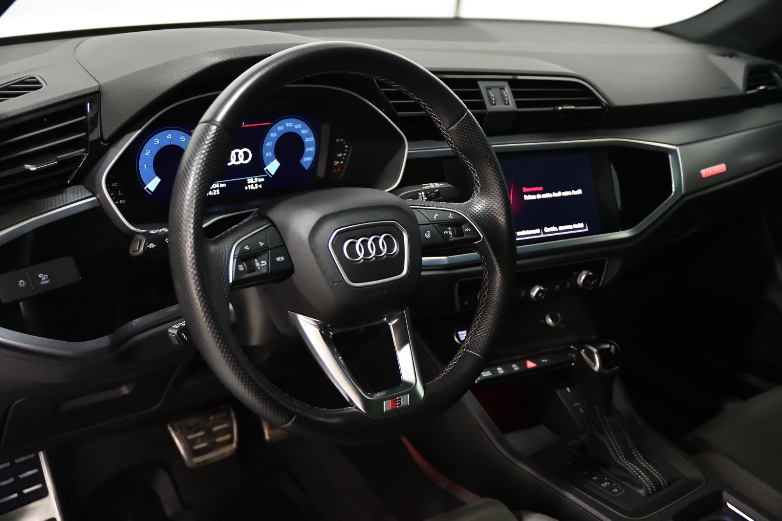 Audi Q3  2022 à St-Bruno, Québec