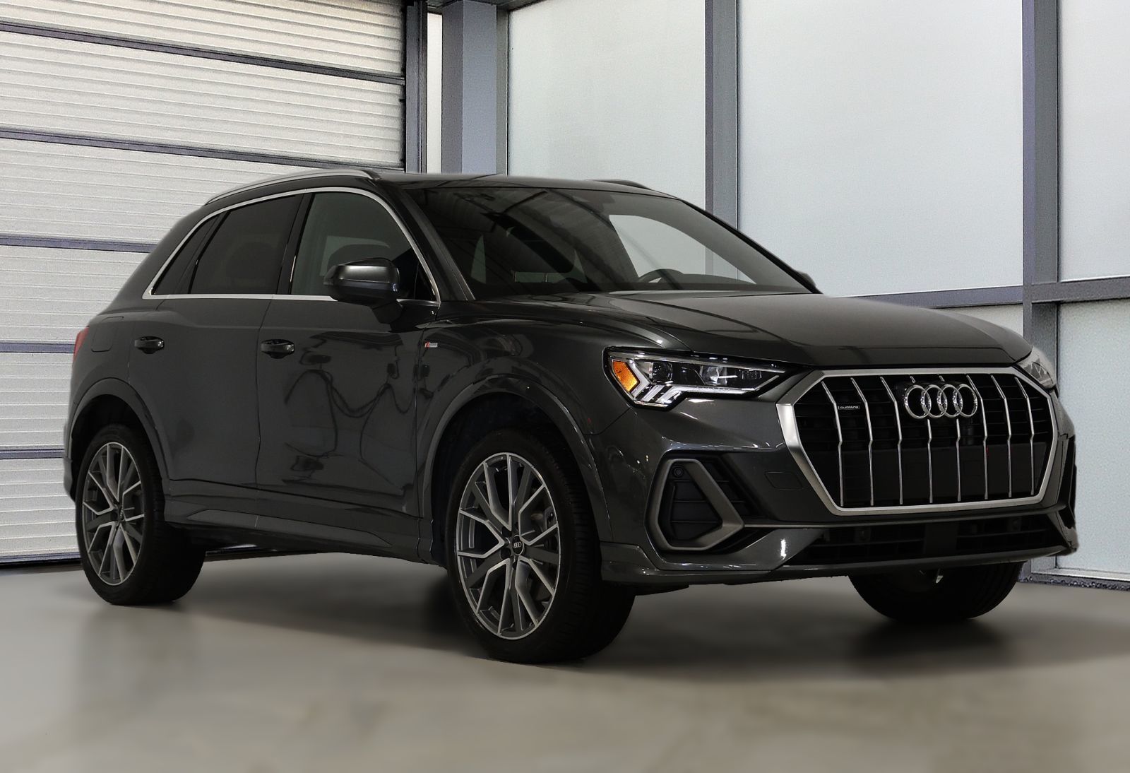 Audi Q3  2023 à St-Bruno, Québec