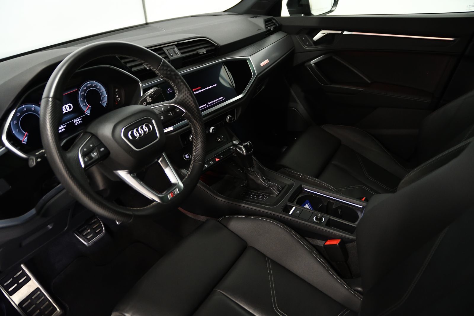 Audi Q3  2023 à St-Bruno, Québec