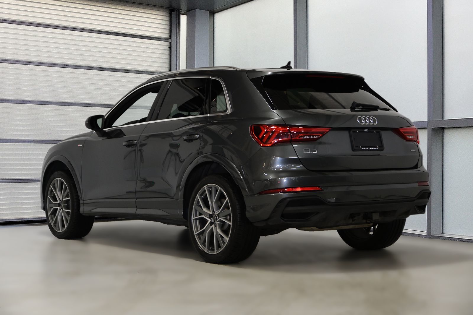 Audi Q3  2023 à St-Bruno, Québec