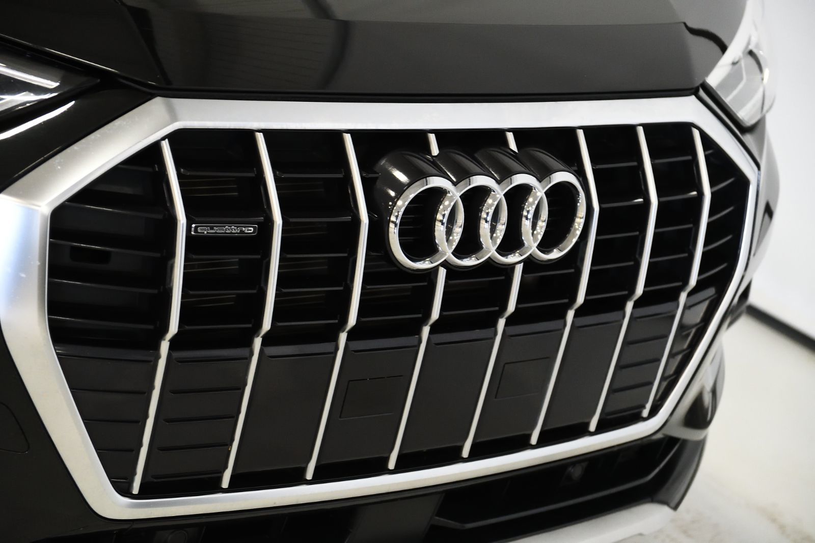 Audi Q3  2023 à St-Bruno, Québec