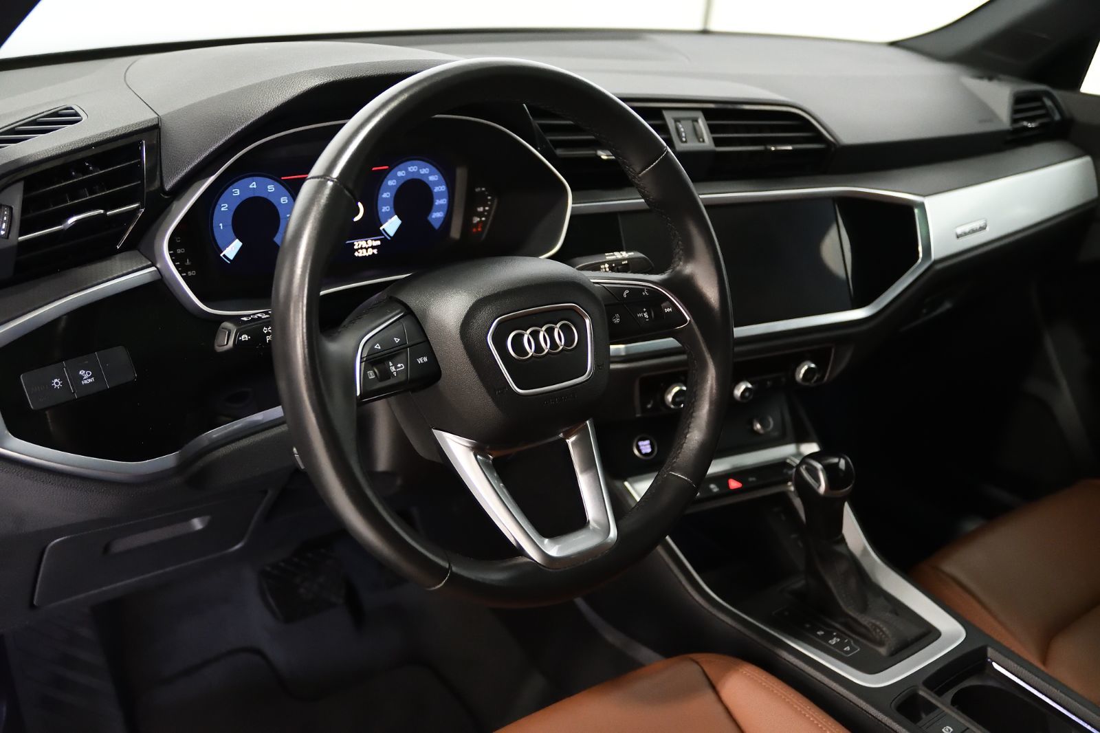 Audi Q3  2023 à St-Bruno, Québec