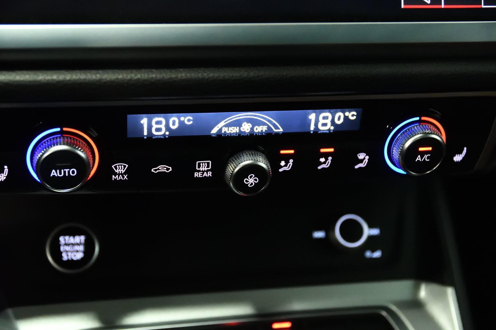 Audi Q3  2023 à St-Bruno, Québec