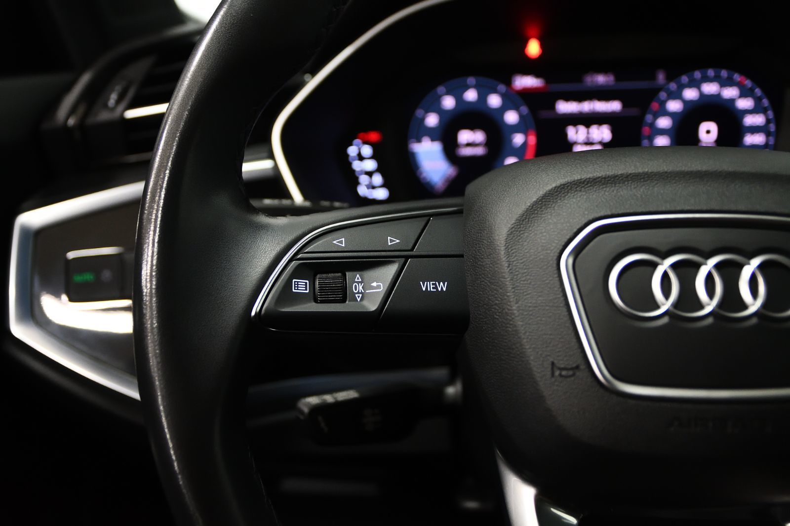 2023 Audi Q3 in St-Bruno, Quebec
