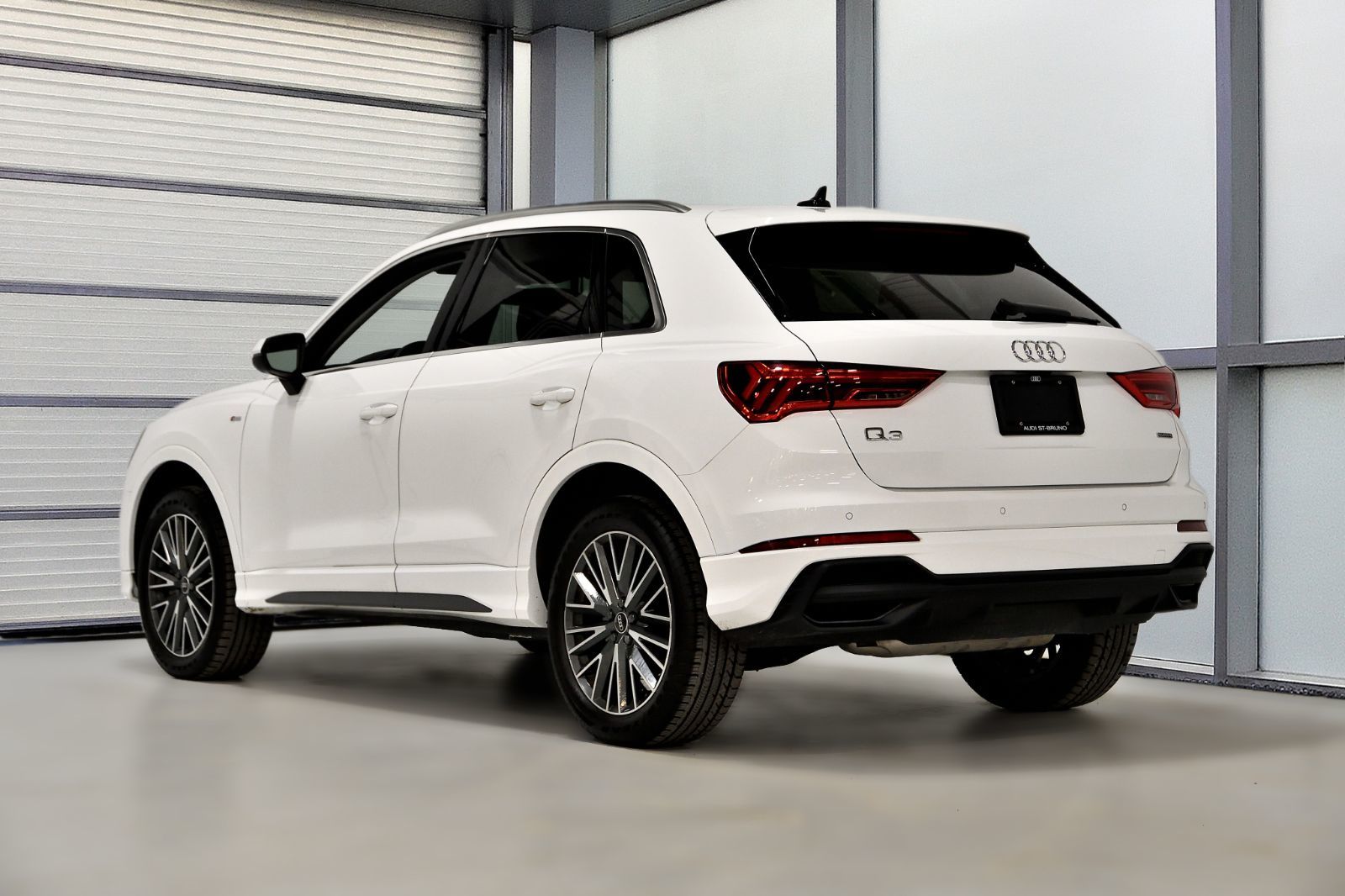 Audi Q3  2023 à St-Bruno, Québec