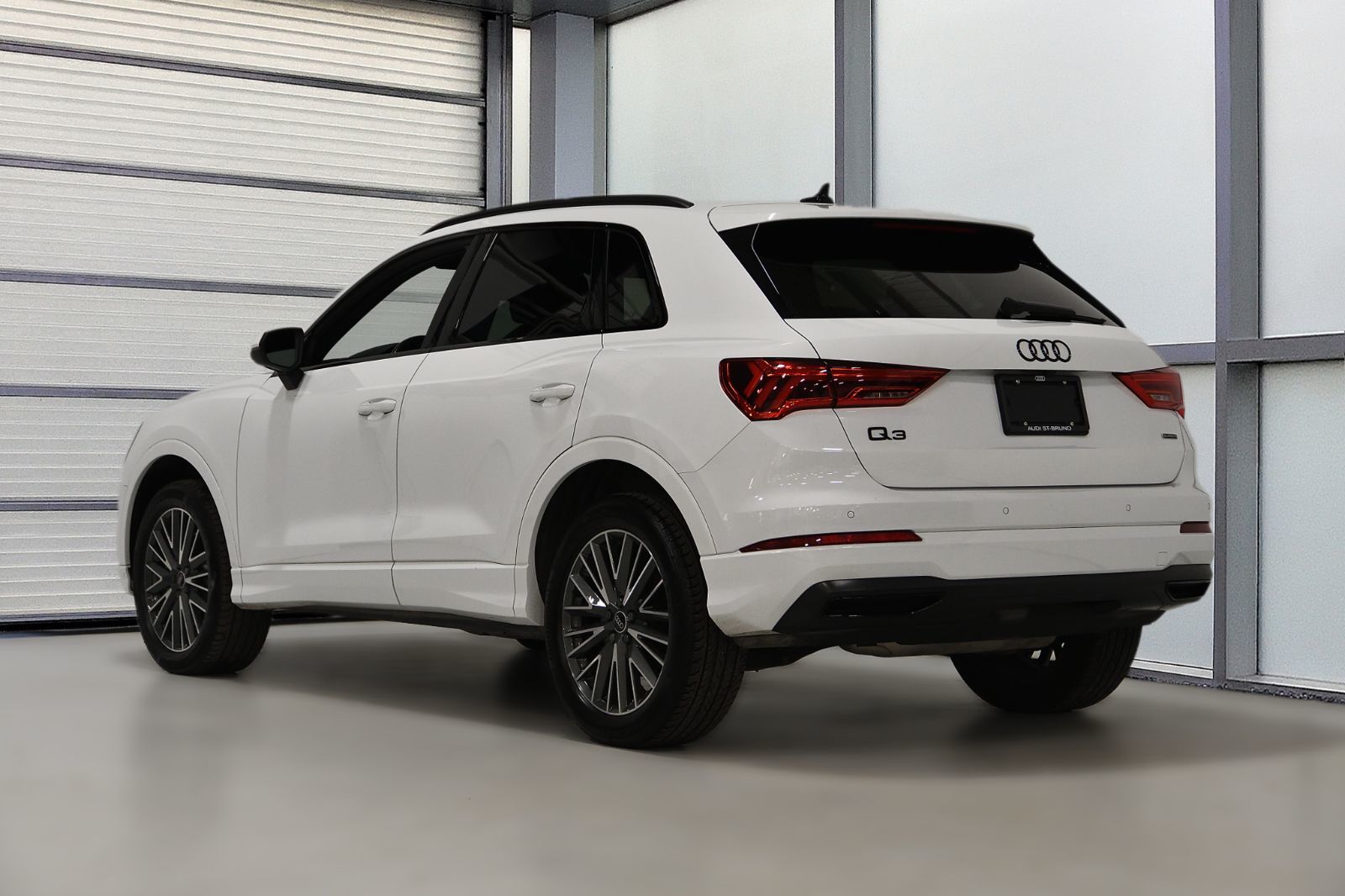 Audi Q3  2023 à St-Bruno, Québec