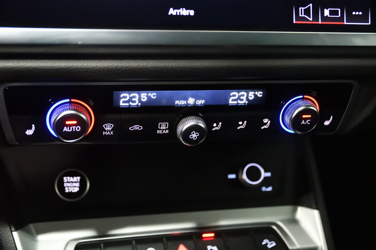 Audi Q3  2024 à St-Bruno, Québec