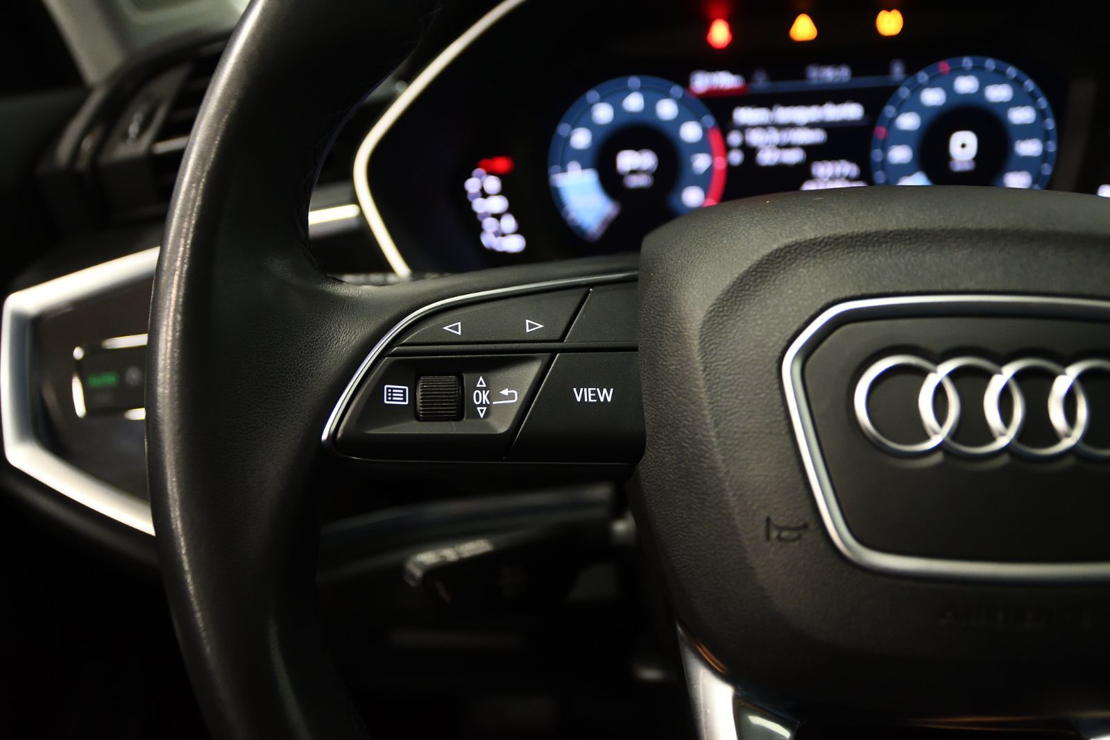 Audi Q3  2024 à St-Bruno, Québec