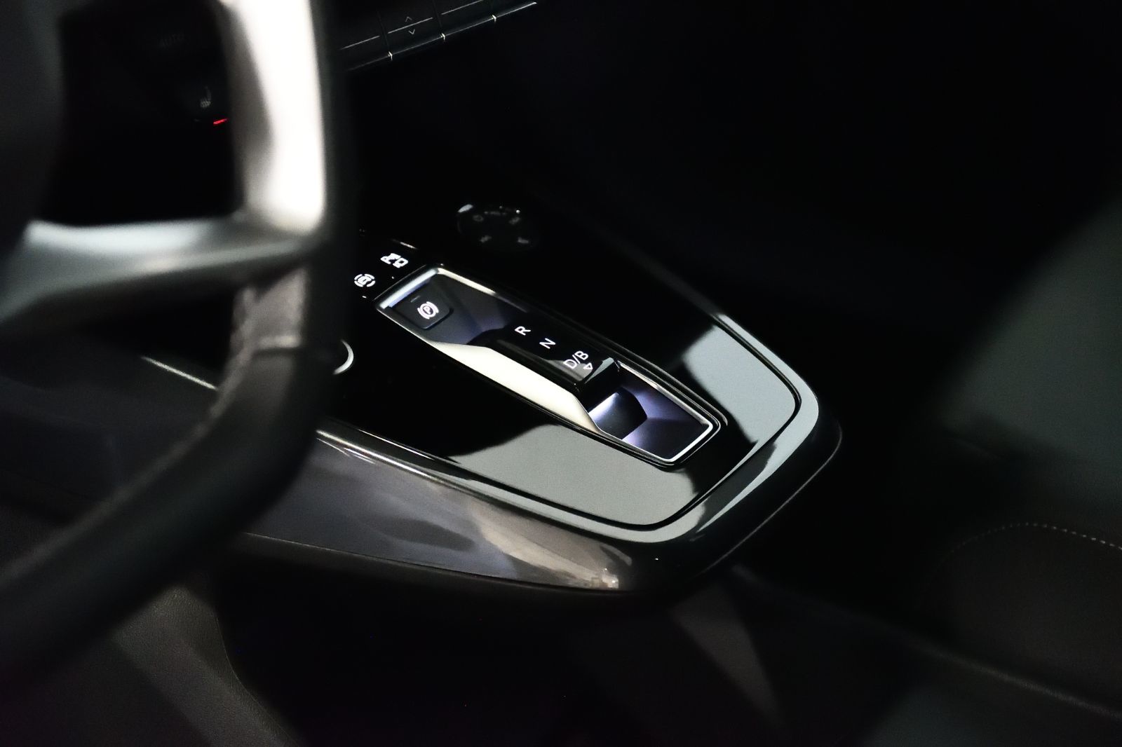 2022 Audi Q4 e-tron in St-Bruno, Quebec