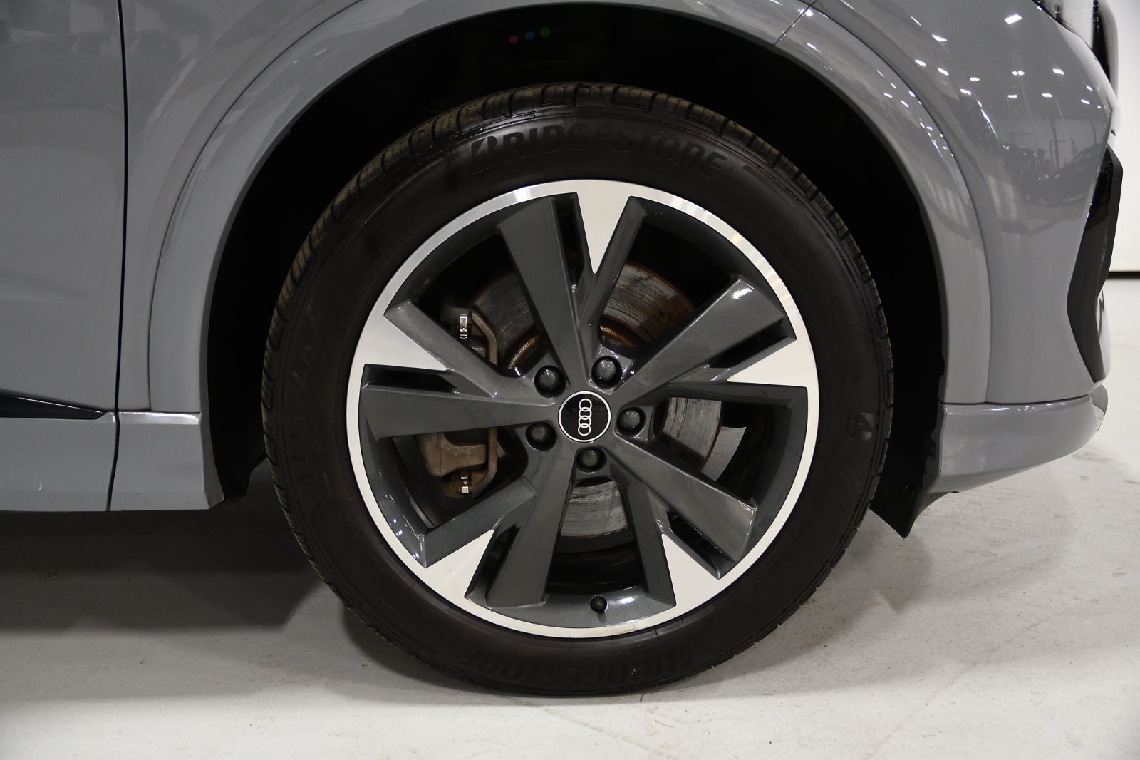 2022 Audi Q4 e-tron in St-Bruno, Quebec