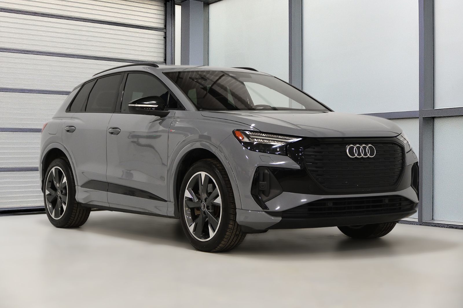 2022 Audi Q4 e-tron in St-Bruno, Quebec