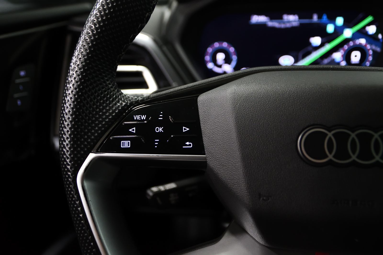 2022 Audi Q4 e-tron in St-Bruno, Quebec