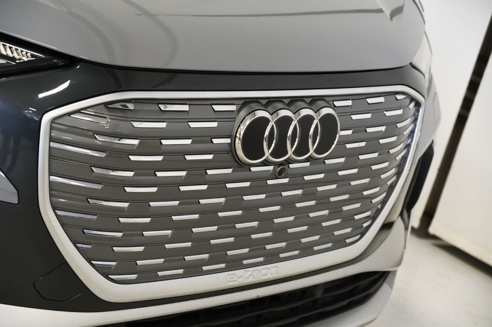 2022 Audi Q4 e-tron in St-Bruno, Quebec