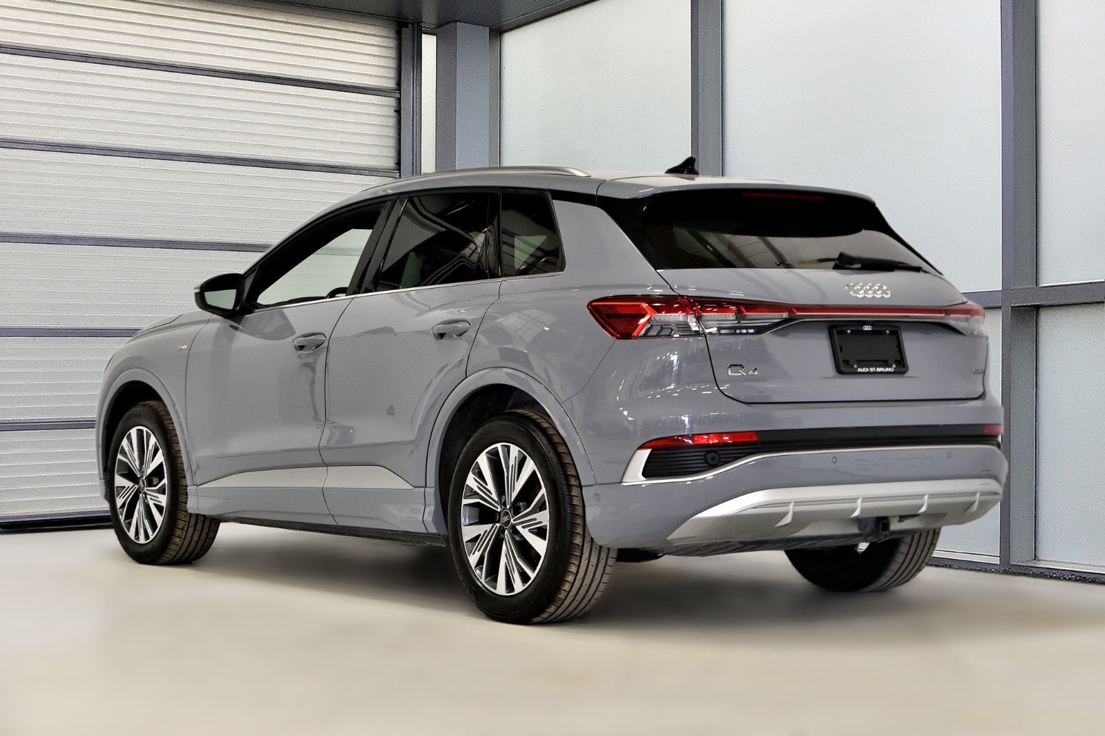 Audi Q4 e-tron  2023 à St-Bruno, Québec