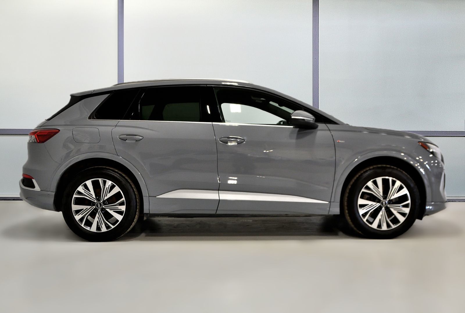 Audi Q4 e-tron  2023 à St-Bruno, Québec