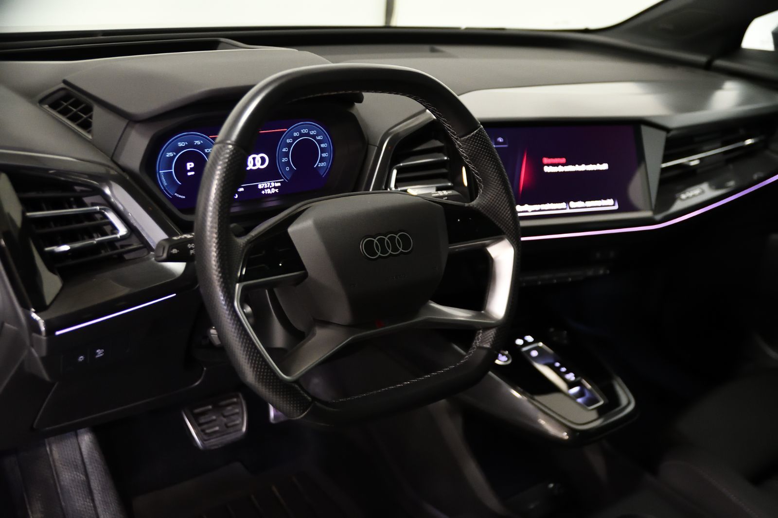 Audi Q4 e-tron  2023 à St-Bruno, Québec