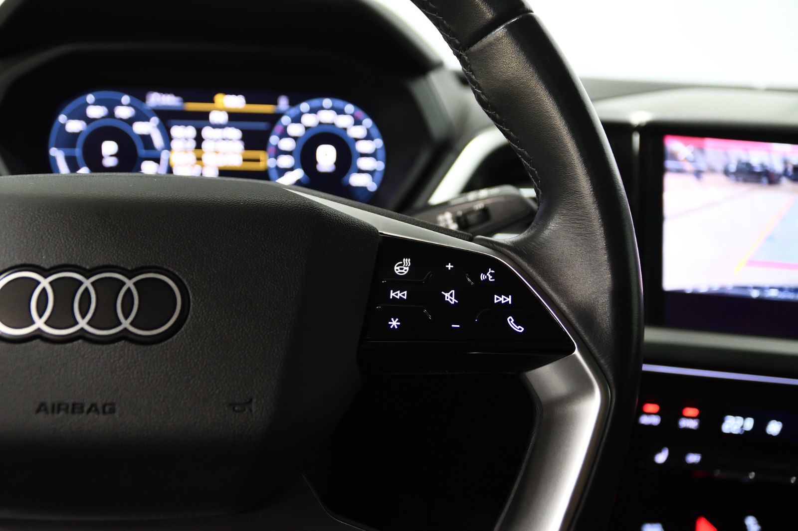 Audi Q4 e-tron  2024 à St-Bruno, Québec