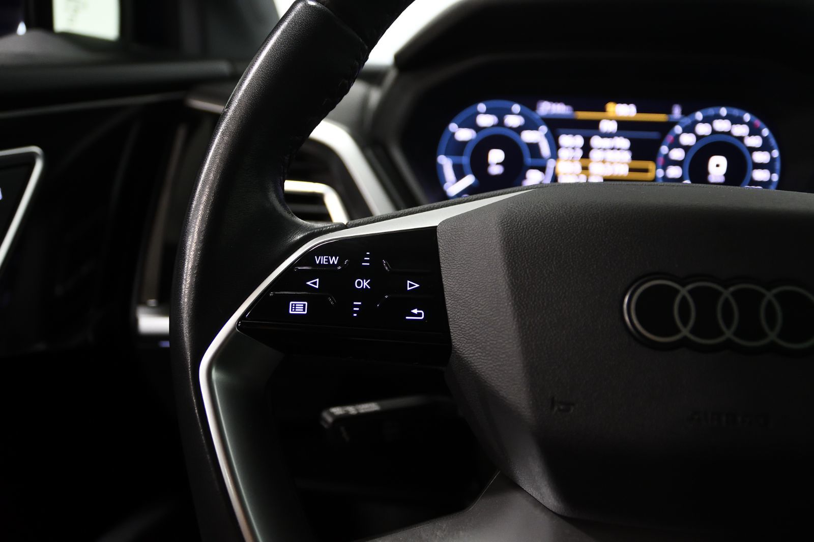 Audi Q4 e-tron  2024 à St-Bruno, Québec