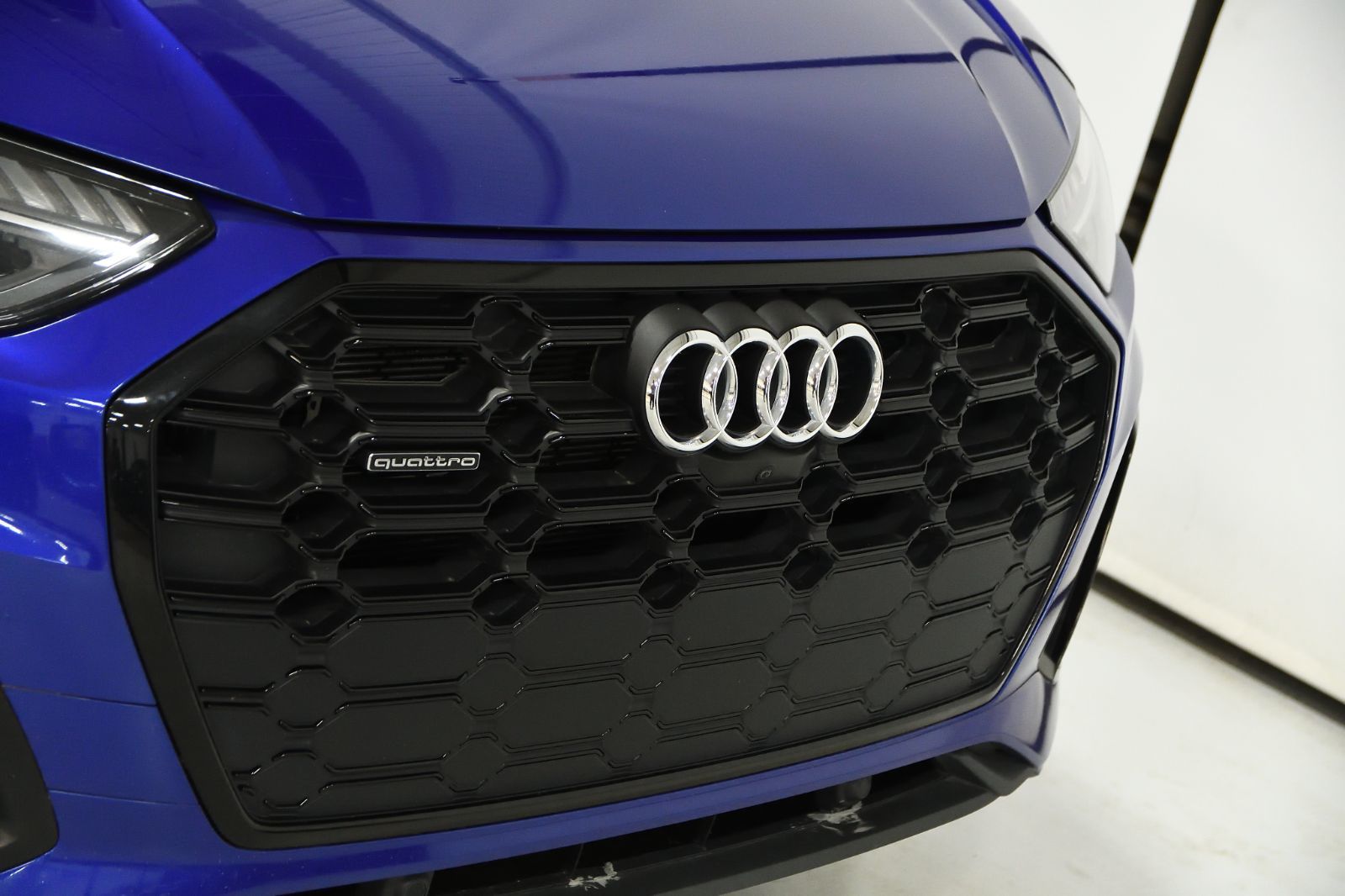 Audi Q5 TFSI e  2023 à St-Bruno, Québec