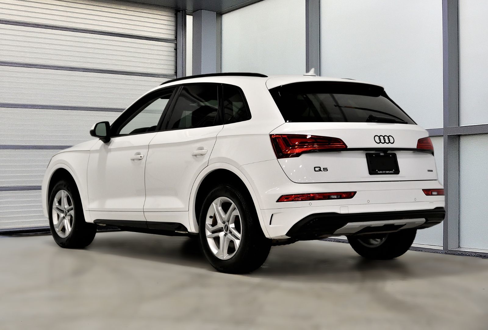 Audi Q5  2021 à St-Bruno, Québec