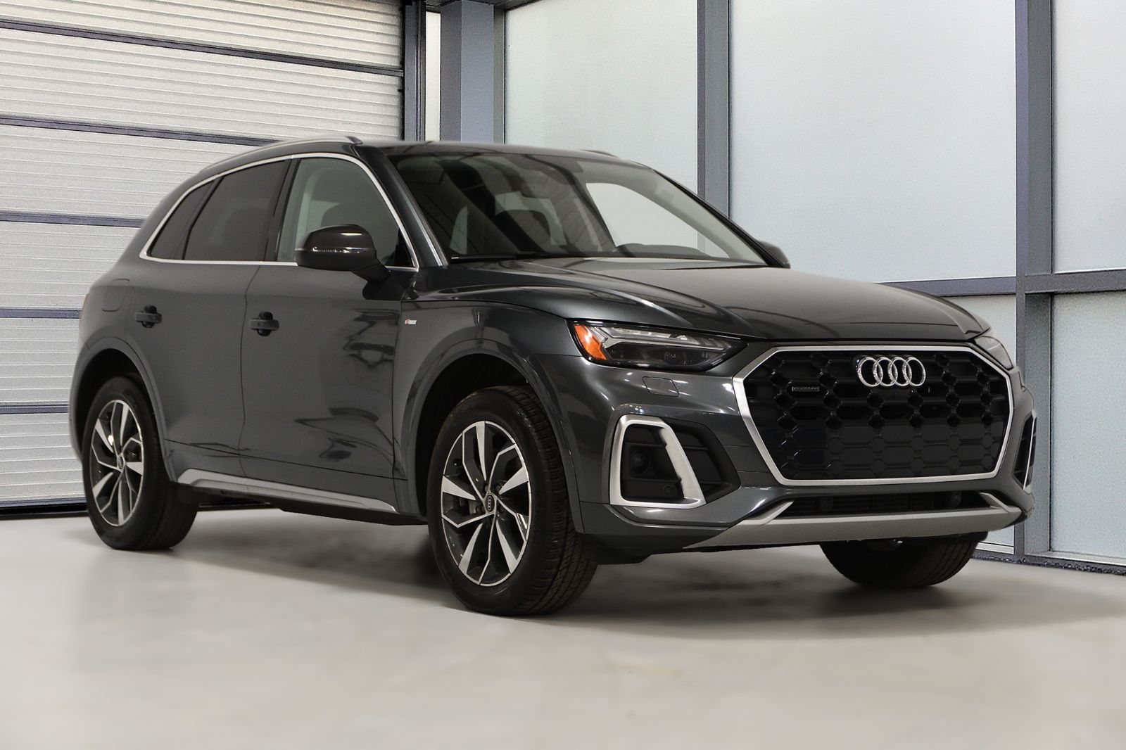 2022 Audi Q5 in St-Bruno, Quebec