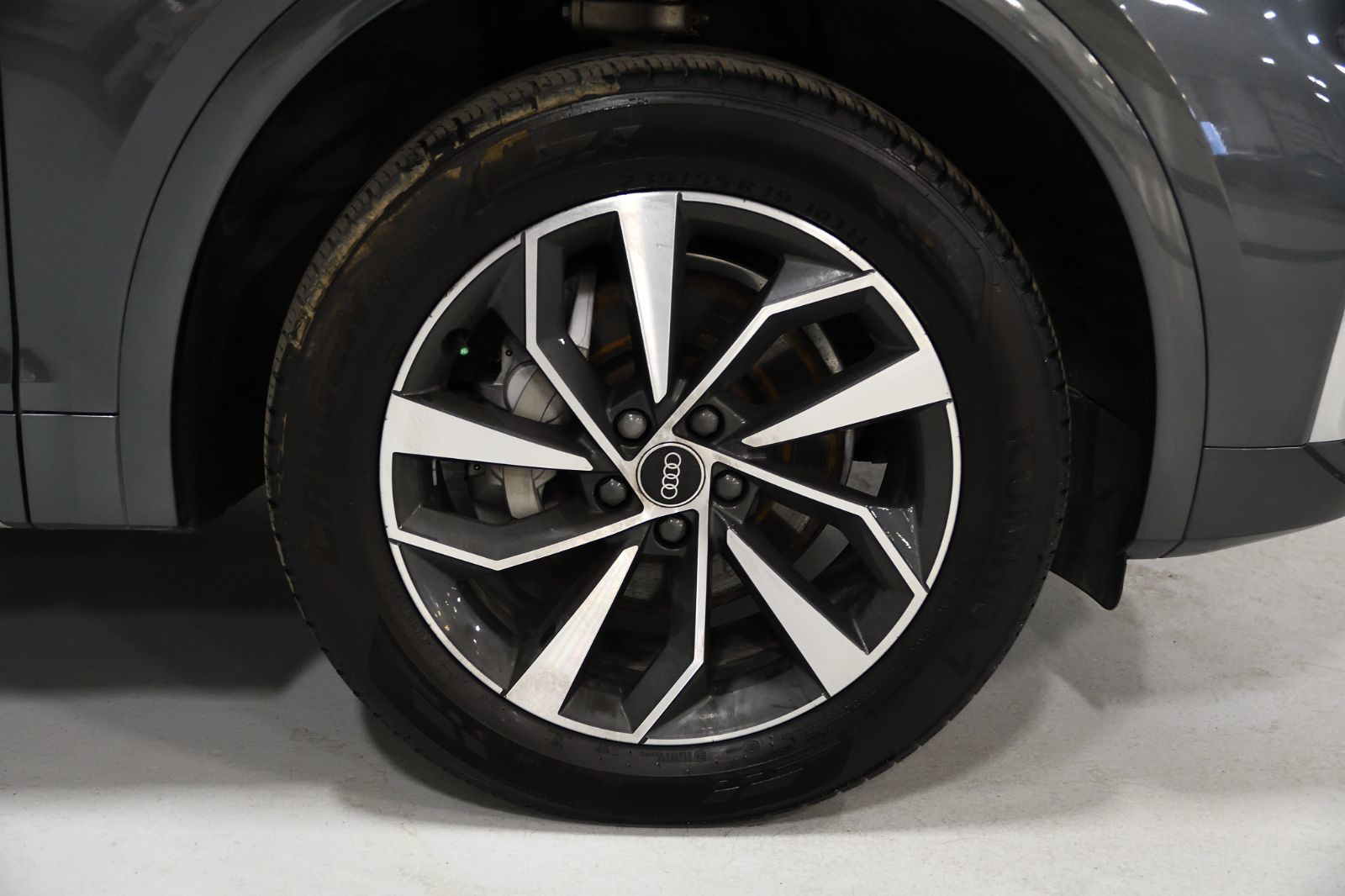 2022 Audi Q5 in St-Bruno, Quebec