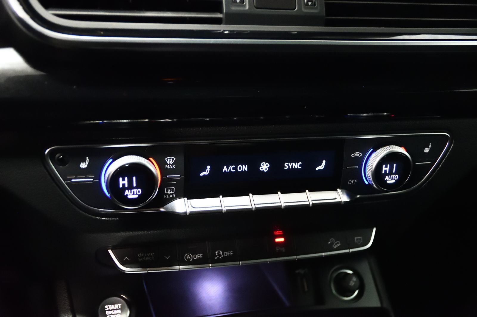 2022 Audi Q5 in St-Bruno, Quebec