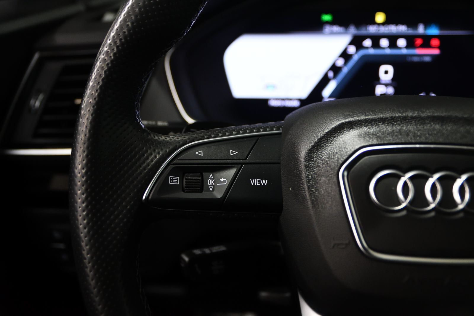 2022 Audi Q5 in St-Bruno, Quebec