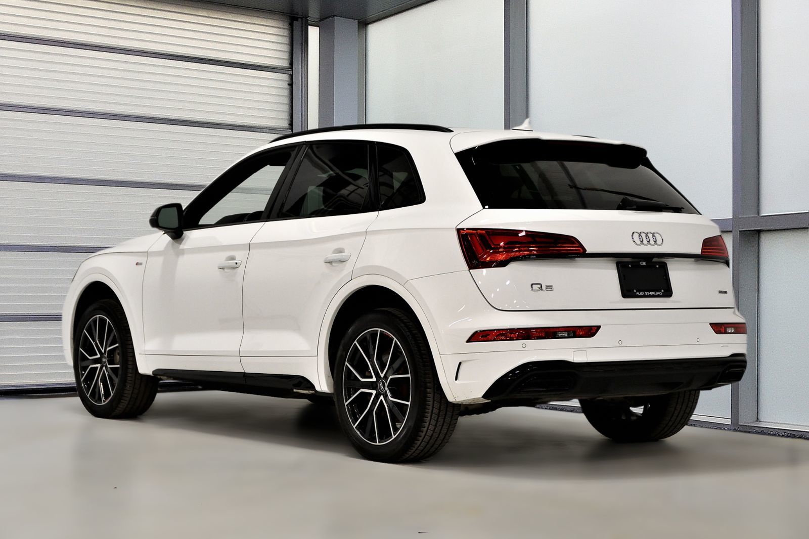 2022 Audi Q5 in St-Bruno, Quebec