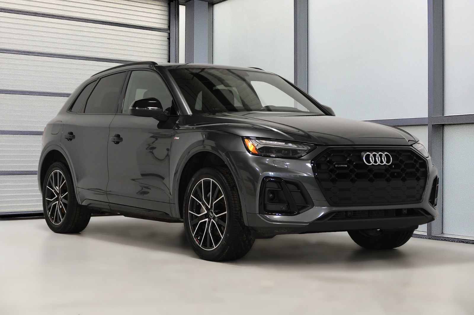 2022 Audi Q5 in St-Bruno, Quebec