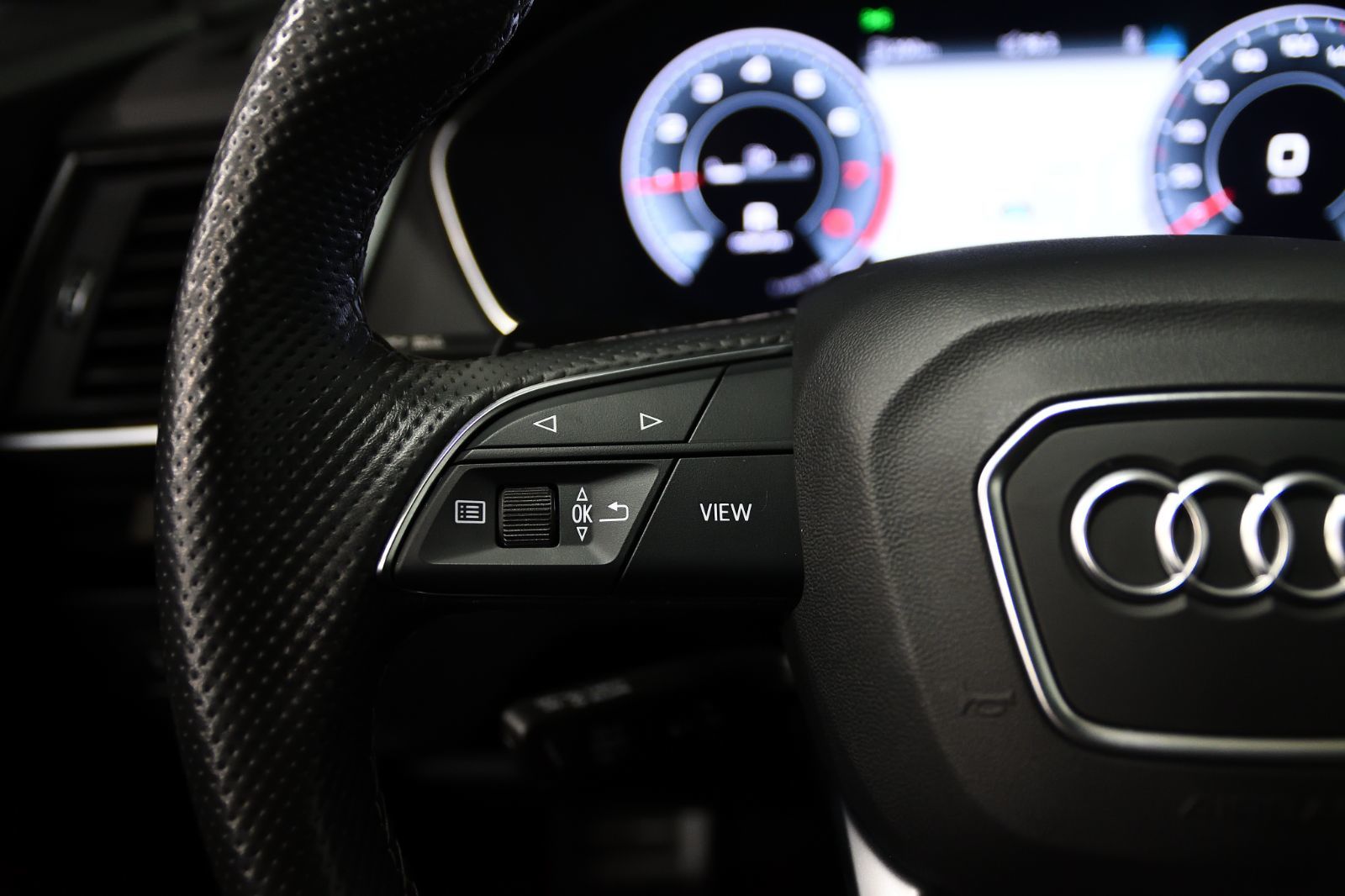 2022 Audi Q5 in St-Bruno, Quebec