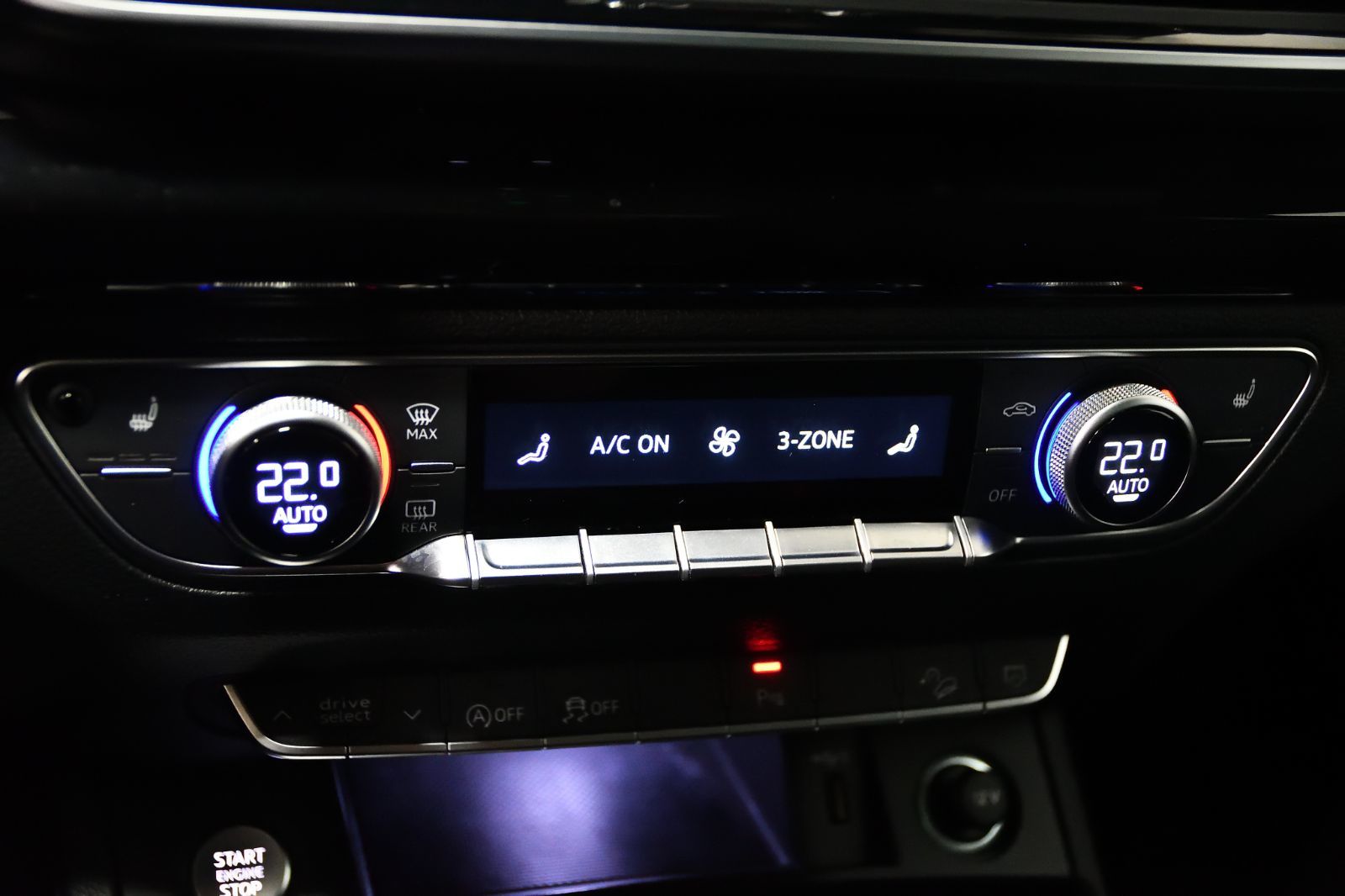 2022 Audi Q5 in St-Bruno, Quebec